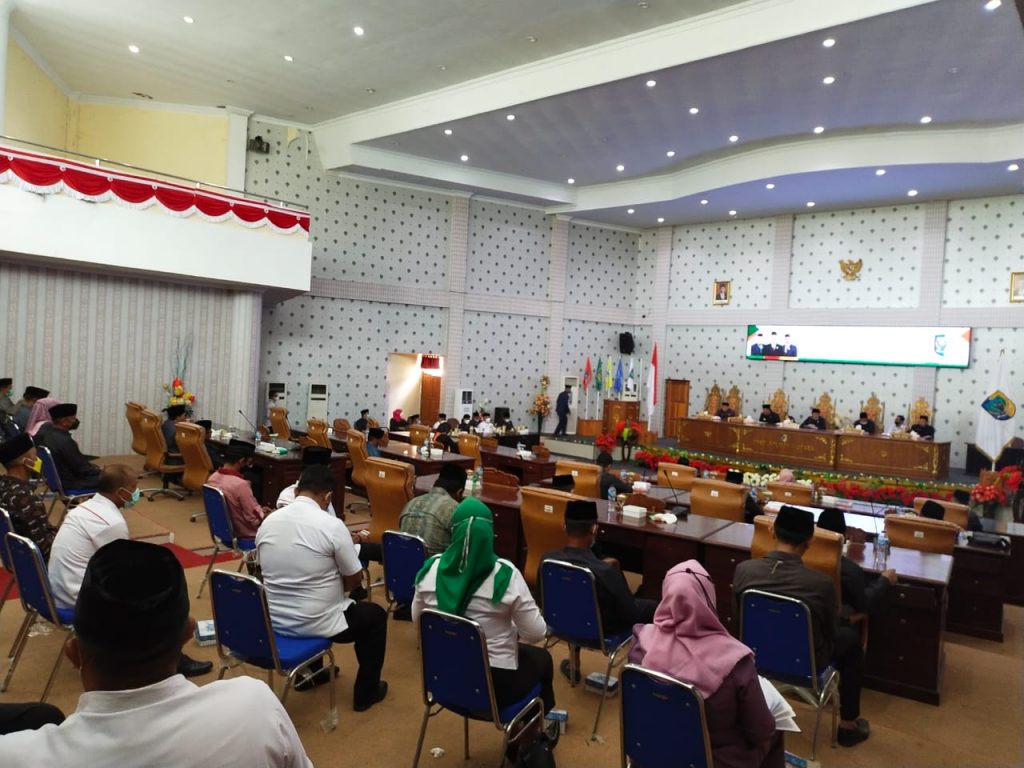 Suasana rapat Paripurna